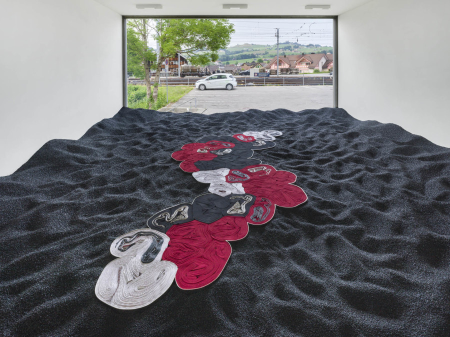 Exhibition view, Alice Channer, Heavy Metals / Silk Cut, Kunstmuseum Appenzell / Kunsthalle Appenzell, 2023. Photography: Roman März