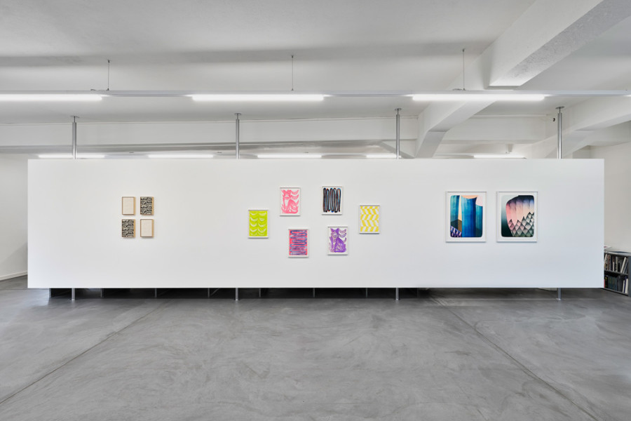 Installation view, NEOGEO, Décalages féminins, Edition VFO, Zürich, 2025. Photography by Bernhard Strauss