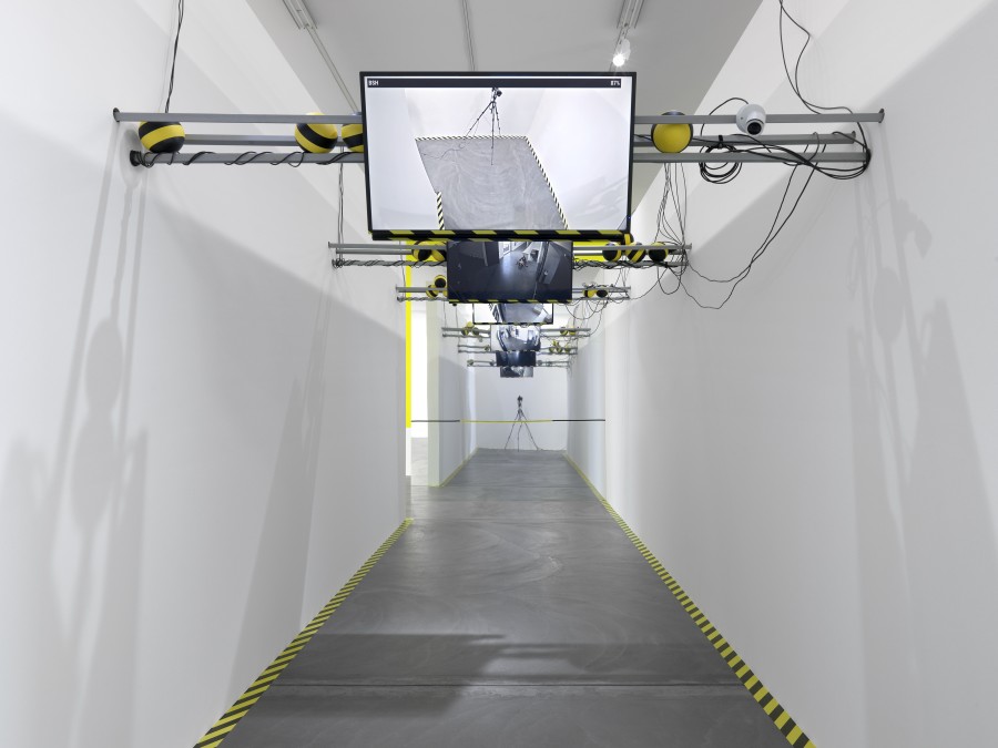 Julia Scher, Maximum Security Society, Kunsthalle Zürich, 2022, installation view, image: Annik Wetter