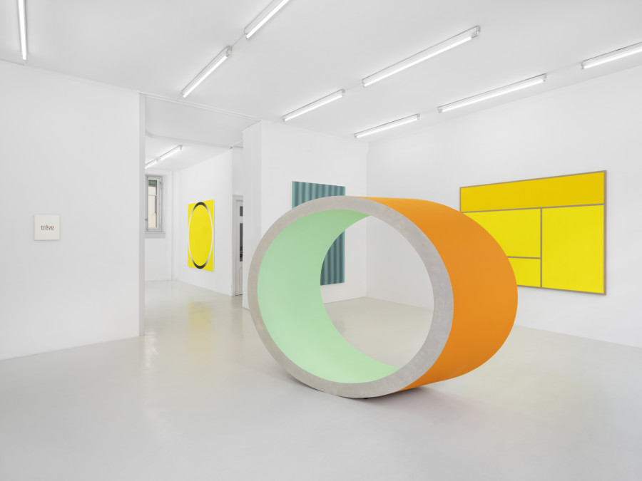 Installation view, Pierre Schwerzmann, trêve, Skopia, Geneva, 2025. Photo credit: Julien Gremaud, courtesy the artist and Skopia