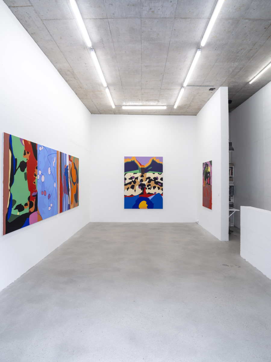 Exhibition view, Jessica Russ, SUN SALUTATION, Galerie Heinzer Reszler, 2022.