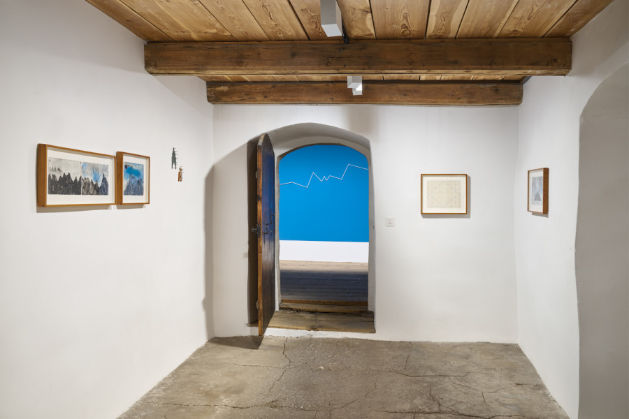 Hamish Fulton, Exhibition view, 2024. Photo: Ralph Feiner, Courtesy of the artist and Galerie Tschudi