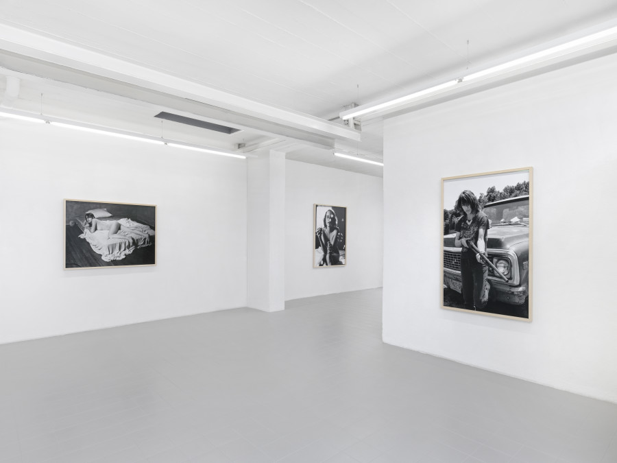 Richard Kern: Classic Prints, Galerie Sébastien Bertrand, 2024. Photo : Annik Wetter, Courtesy the artist and Galerie Sébastien Bertrand