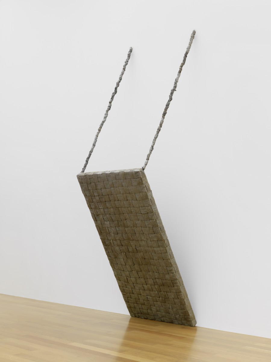 Pino Pascali Ponte levatoio, 1968 Stahlwolle, Sperrholz | steel wool, plywood 221 × 118 × 10 cm Kunstmuseum Liechtenstein, Vaduz