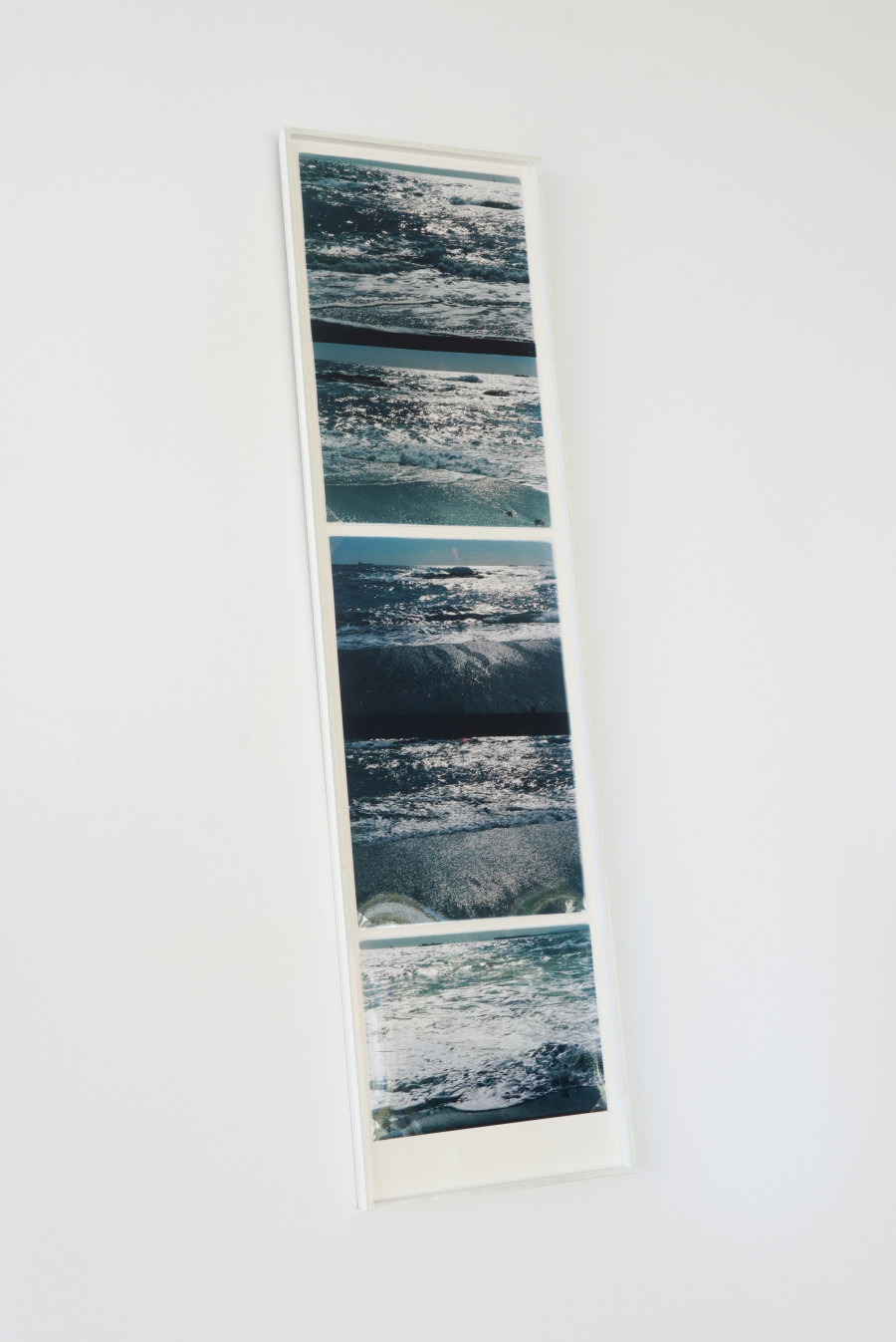 Exhibition view, Rebekka Deubner, tempête après tempête, 13 Vitrine, Lausanne, 2025.