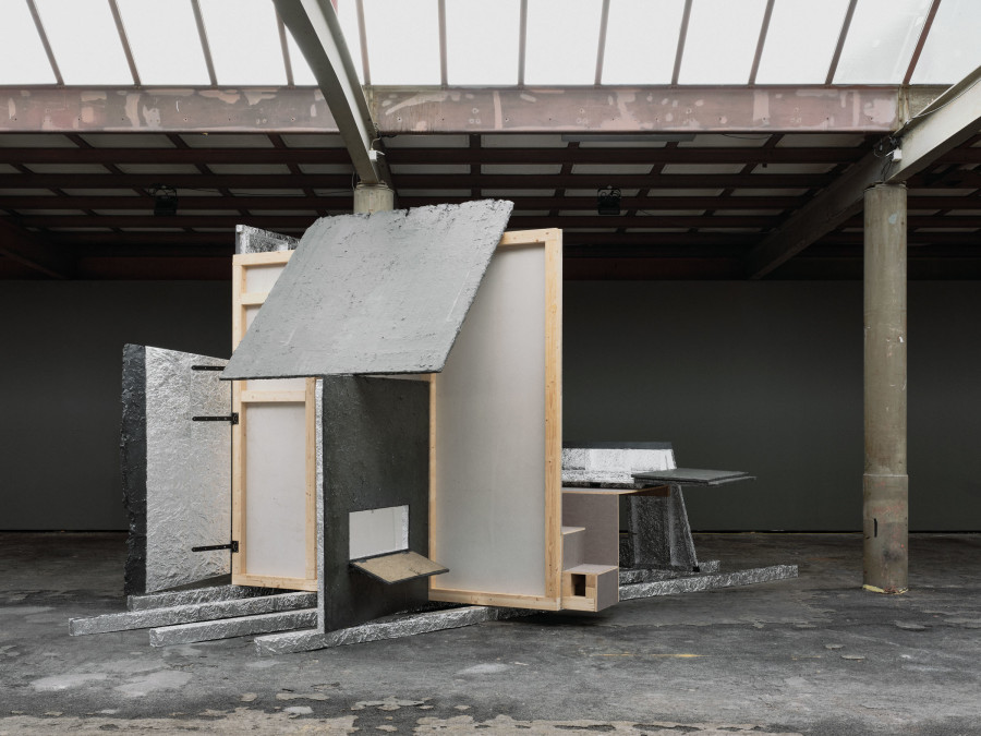 Installation view, Ilona Ruegg, Anomalie, Kunsthalle Arbon, 2022. Photo: Ladina Bischof