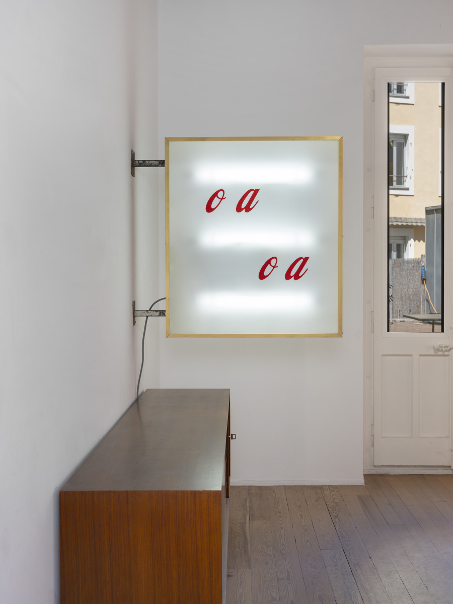 Exhibition view, Gina Proenza, Patron / Partner, galerie lange + pult, Geneva, 2026. Photo credit: © Julien Gremaud