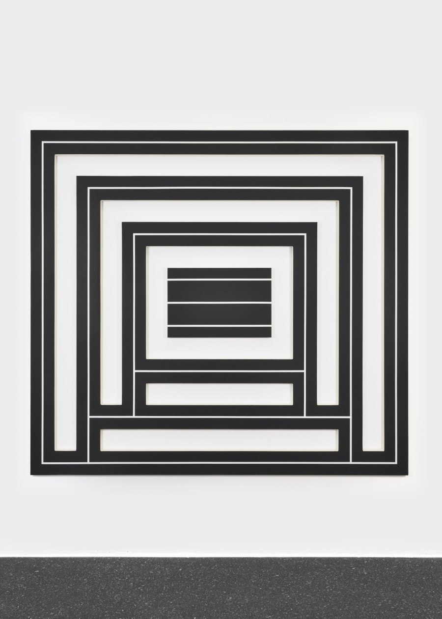 Philippe Decrauzat, supreme indifference (gris de Payne), 2021, Acrylic on canvas, 175 × 192 cm
