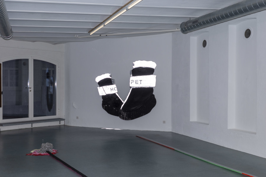 Exhibition view, From Cowboy to Cobaye, Salomé Engel. Photo credits: marytwo