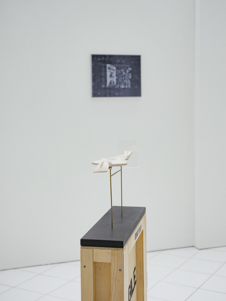 Mathias Pfund, That belongs in a museum!, installation view, 2022. Photo credit: Philip Frowein