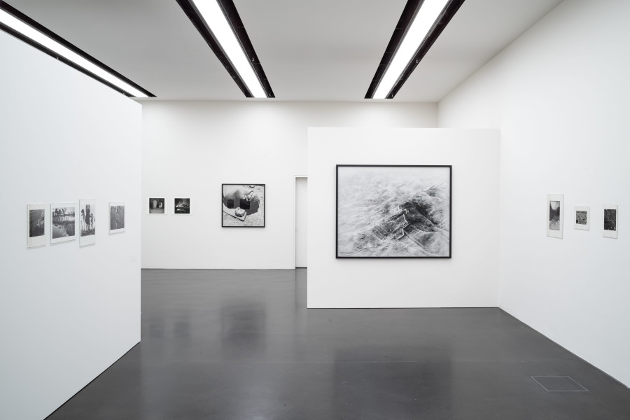 Installation view, Daniel Schwartz, Tracings, Kunstmuseum Luzern, 2023.