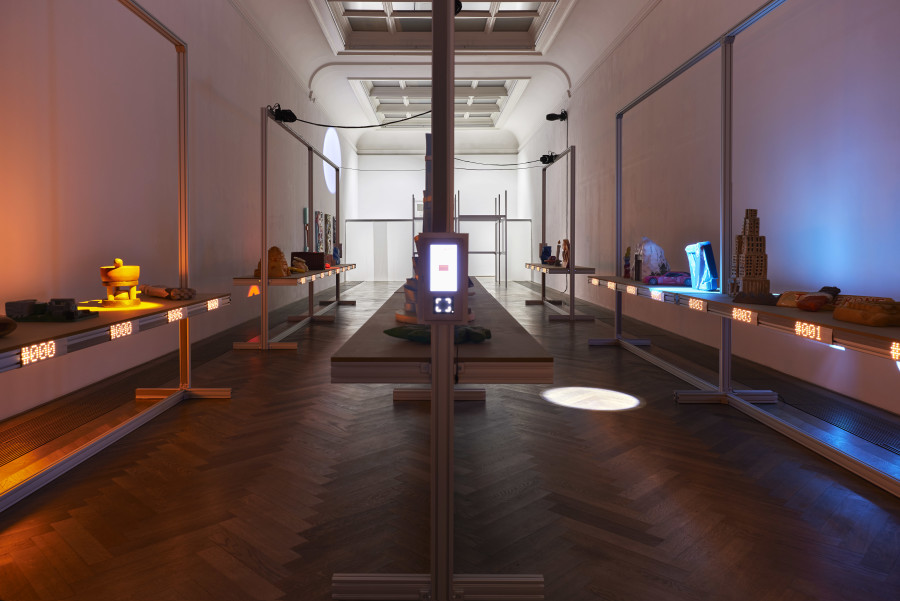 Neïl Beloufa, Humanities, exhibition view, Kunsthalle Basel, 2024, photo: Philipp Hänger / Kunsthalle Basel