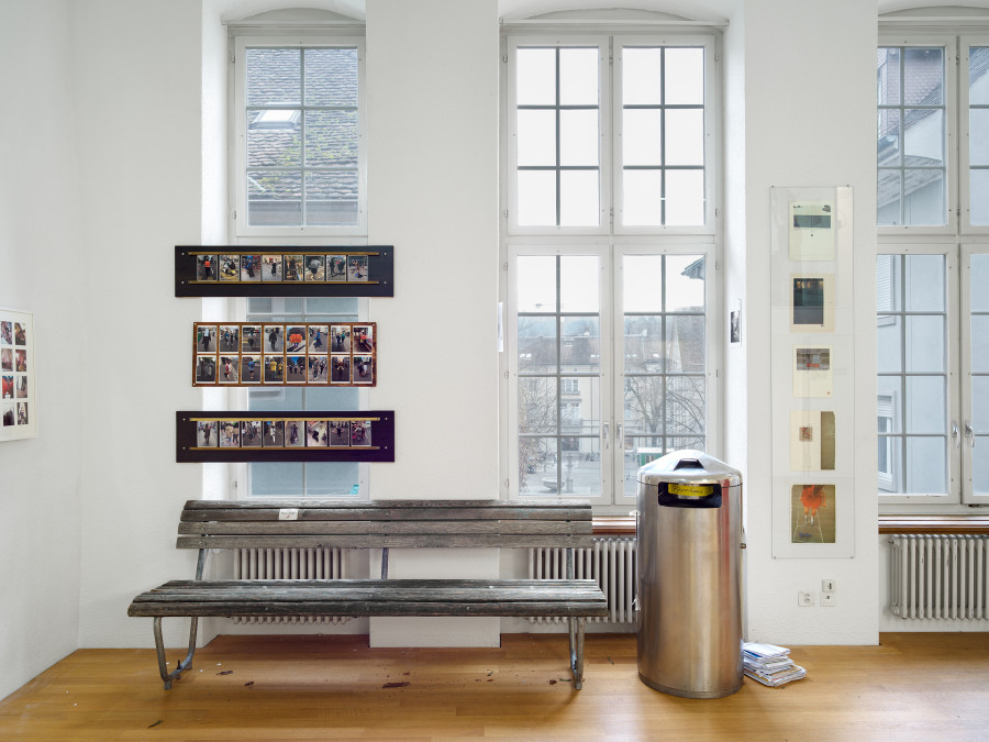 Janosch Schaffner, Untitled, 2025 / Guy Bourdin, Various ads for Charles Jourdan, 1967– 1979, in Passage du Commerce, Kunsthalle Winterthur, 2025. Photo: Cedric Mussano