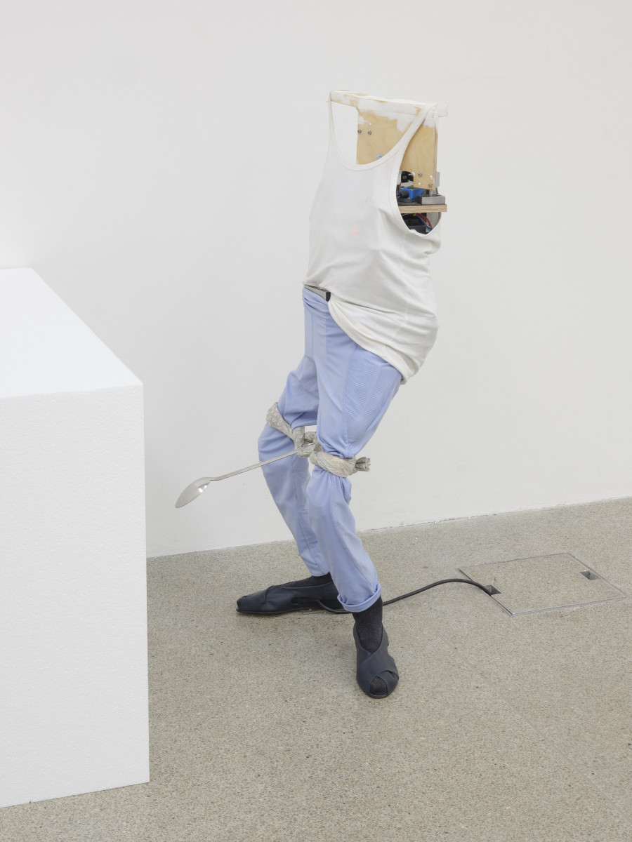 Jean-Charles de Quillacq, «Daddy is Home», exhibition view KBCB, 2025; photo: Sebastian Verdon