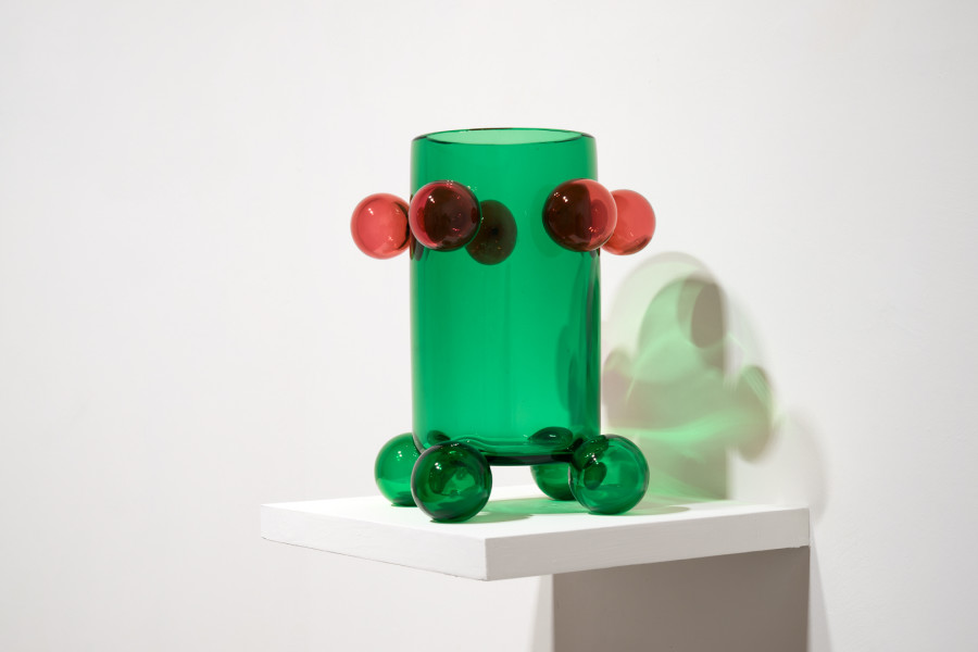 Andrea Büttner, Vase, 2023. Photo: Ralph Feiner, Courtesy of the artist and Galerie Tschudi