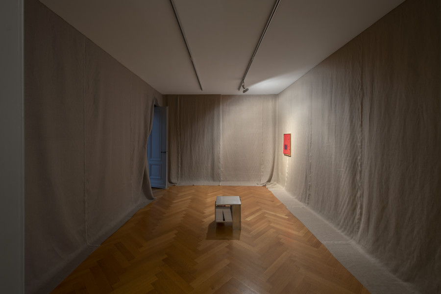 Exhibition view, Axelle Stiefel, Fantasma, Palais de l'Athénée salle Crosnier, 2022. Photo: Société des Arts/Greg clément