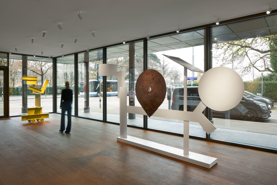 Installation view, ‘David Smith. Four Sculptures,’ Hauser & Wirth Zurich, Bahnhofstrasse 1, until 6 April 2023 © 2022 The Estate of David Smith / Licensed by VAGA at Artists Rights Society (ARS), NYCourtesy the Estate and Hauser & Wirth. Photo: Jon Etter