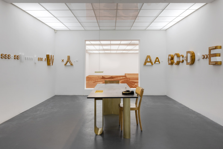 Maude, Léonard-Contant, Digs, 2022. Ausstellungsansicht / Installation view Kunsthaus Baselland 2022. Foto/Photo: Gina Folly
