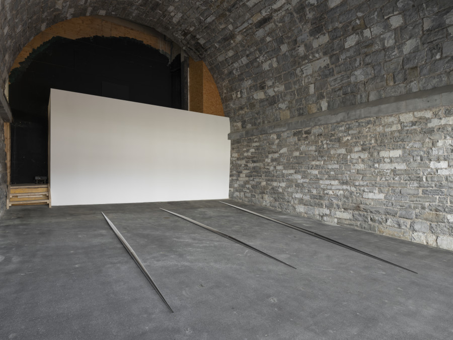 Installation view, Clémentine Adou, Public, Tunnel Tunnel, Lausanne, 2025. Photo credit: Julien Gremaud